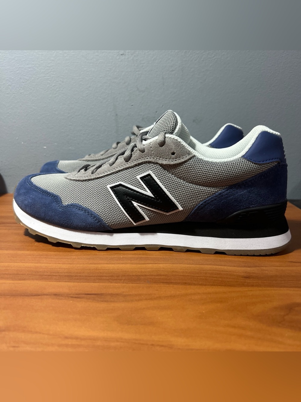New Balance Men's 515 V3 Gray Classic Retro Walking Shoes ML515VL3